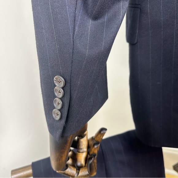 Vintage Chaps Navy Pin-Striped Wool 2-Button 2-Piece Suit Sz 44R - Picture 7 of 15